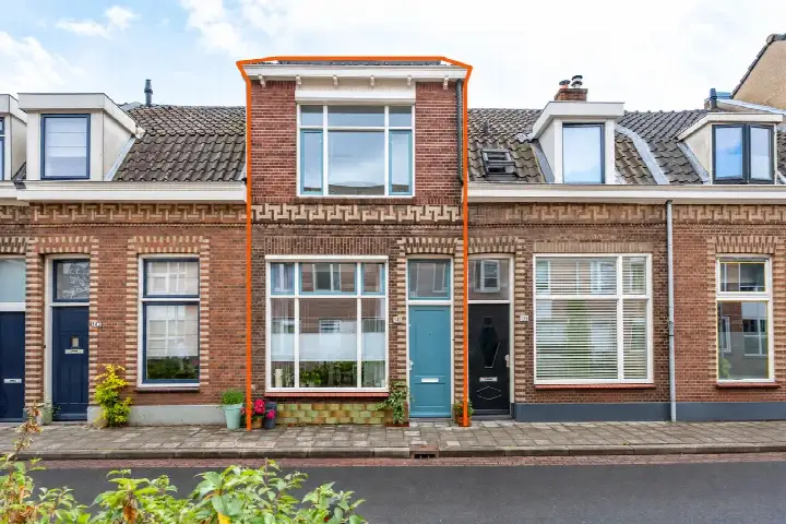 Tussenwoning te koop: Oudwijkerdwarsstraat 141, Oudwijk Utrecht