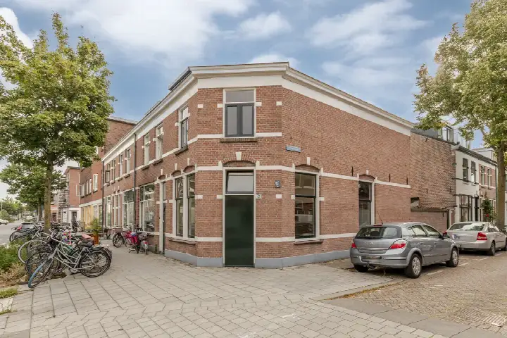 Tussenwoning te koop: Oudwijkerdwarsstraat 71, Oudwijk Utrecht