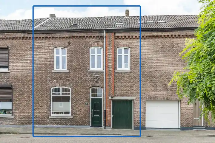 Tussenwoning te koop: Overbroekerstraat 25, Nieuw Lotbroek-Zuid Hoensbroek