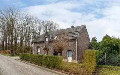 Vrijstaande woning te koop: Overhaelen 1, Verspreide huizen Haelen Haelen