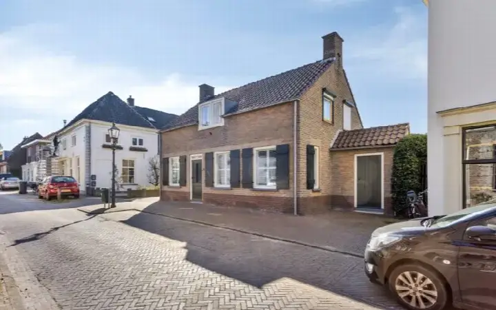 Vrijstaande woning te koop: Overstraat 40, Amerongen-Dorp Amerongen