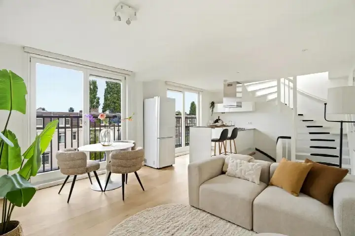 Appartement te huur: Overtoom, WG-terrein Amsterdam