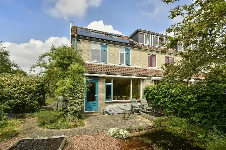 Hoekwoning te koop: Overweg 30, Ouderkerk aan de Amstel Ouderkerk Aan De Amstel