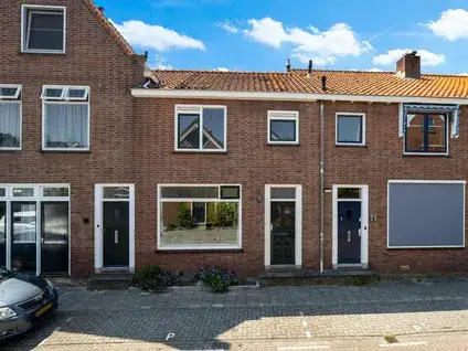 Terraced house for sale: P.C. Bothstraat 9, Ouwe Gouwe Gouda