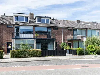 Terraced house for sale: P.C. Hooftlaan 132, Schrijversbuurt Papendrecht