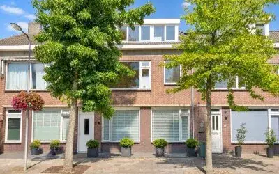 Tussenwoning te koop: P J Warmerdamstraat 19, De Zilk De Zilk