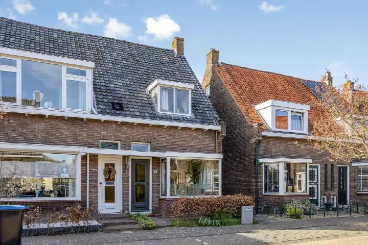 Semi-detached for sale: P. Rijsdijkstraat 41, Buitenuitbreiding-Oost Sliedrecht