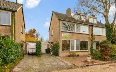 Corner house for sale: P.N. Kruiswijkstraat 26, Loenersloot Dorp Loenersloot