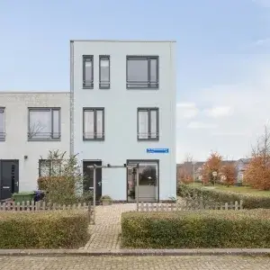 Hoekwoning te koop: Pa Pinkelmanstraat 18, Stripheldenbuurt Midden- oost Almere