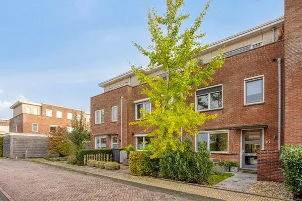 Tussenwoning te koop: Pad van Witte Veder 10, De Hooilanden Wageningen