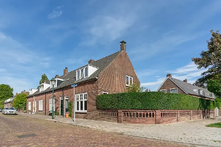 Hoekwoning te koop: Padvinderstraat 19, Tuindorp Zuid Hengelo