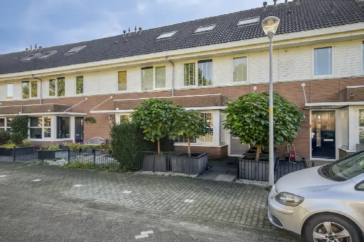 Terraced house for sale: Paganiniplantsoen 47, Nieuw-Vennep Getsewoud Zuid Nieuw-Vennep