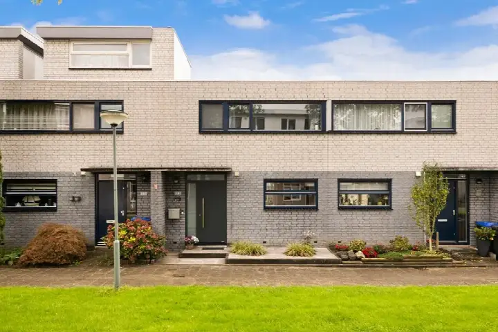 Tussenwoning te koop: Palissander 381, Palissander en omgeving Dordrecht