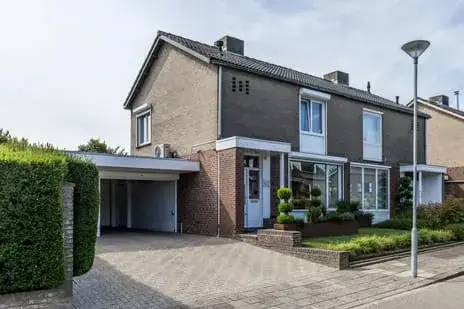 Hoekwoning te koop: Panoramaweg 1, Puth Puth