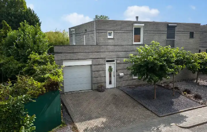 Corner house for sale: Papaverplein 110, Heilust Kerkrade