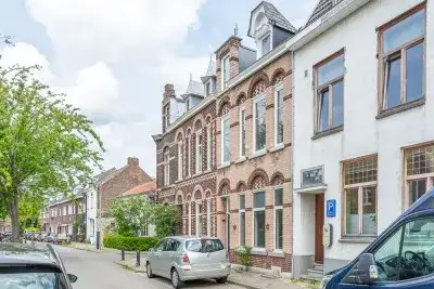 Tussenwoning te koop: Papenweg 49, Villapark Maastricht