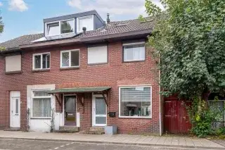 Tussenwoning te koop: Parallelstraat 60, Amstenrade Amstenrade