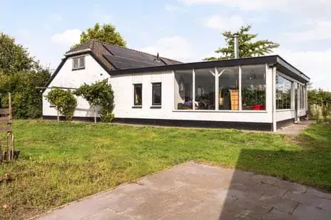 Detached house for sale: Parallelweg 10, Rhederbrug-Oost Bellingwolde