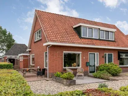 Terraced house for sale: Parallelweg 12, Overig Stad Hardenberg Hardenberg