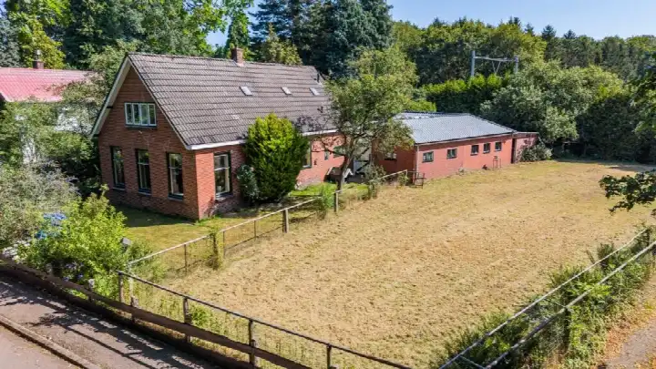 Vrijstaande woning te koop: Parallelweg 30, Glimmen Dorp Glimmen