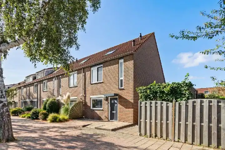Hoekwoning te koop: Parelgrijs 1, Bruinen- en Grijzenbuurt Zoetermeer