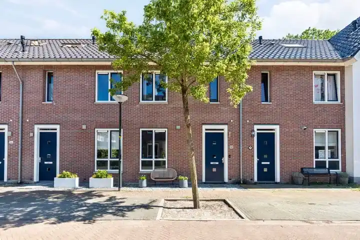 Terraced house for sale: Parelhoender 52, Westenenk Apeldoorn
