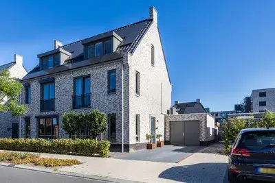 Corner house for sale: Parelmoer 25, Bosselaar Zevenbergen