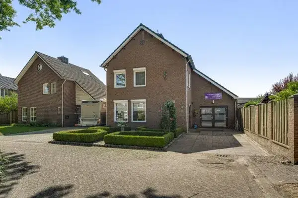 Vrijstaande woning te koop: Park 2, Kern Heythuysen Heythuysen