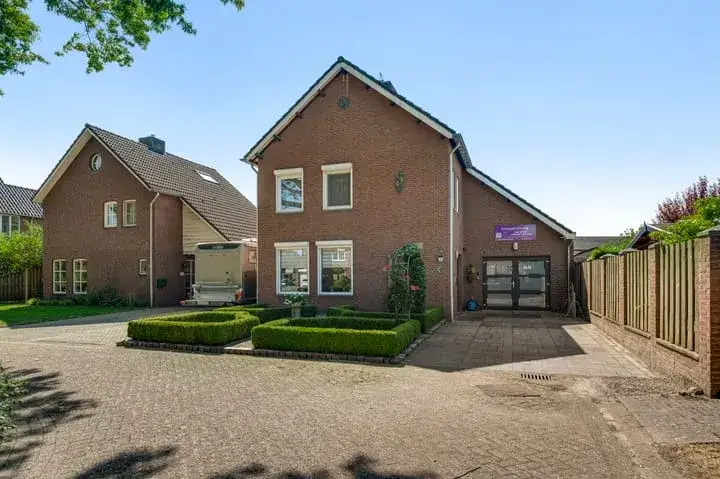 Vrijstaande woning te koop: Park 2, Kern Heythuysen Heythuysen