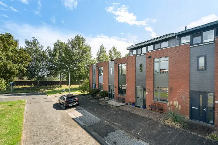 Terraced house for sale: Parklaan 62, Tolhek Pijnacker