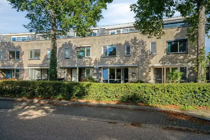Tussenwoning te koop: Parkwijklaan 73, Parkwijk Noordoost Almere