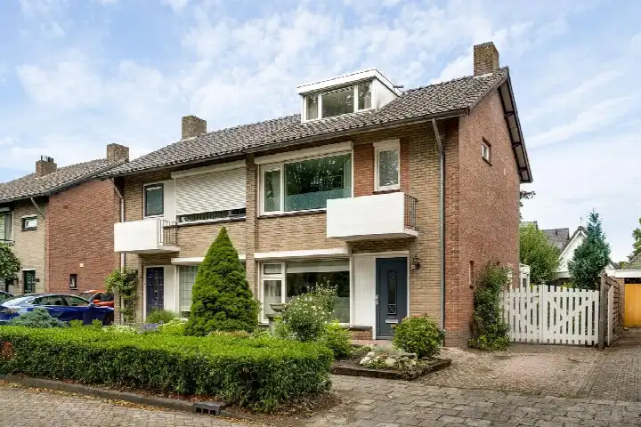 Semi-detached for sale: Pastoor Haseldonklaan 11, Engelse Tuin Heeze