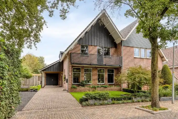 Hoekwoning te koop: Pastoor Scheepersstraat 15, Bebouwde kom Vragender Vragender
