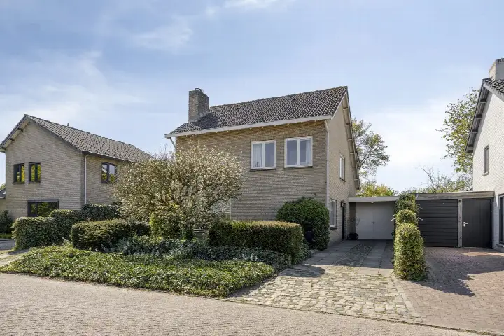 Vrijstaande woning te koop: Pastoor van den Boogaardstraat 45, Omg. Prinsessenbuurt Moergestel