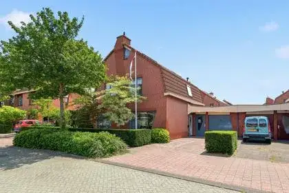 Twee-onder-één-kap te koop: Pastoors acker 53, Waterakkers Heemskerk