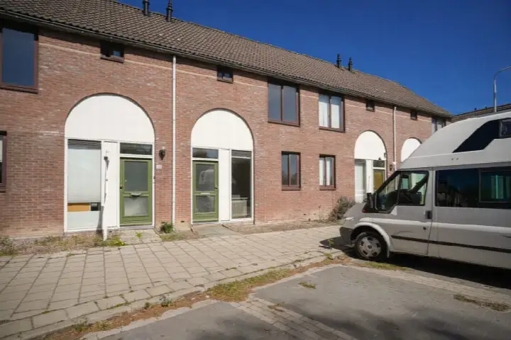 Terraced house for sale: Paterstraat 130, Kerkdriel Kerkdriel
