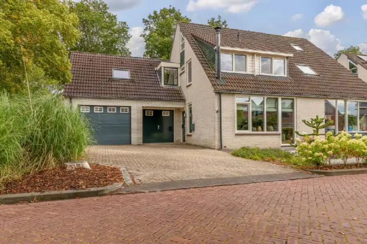 Hoekwoning te koop: Patrijs 2, Grijpskerk Grijpskerk