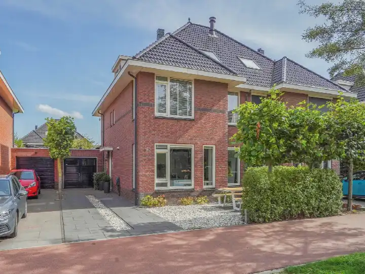 Terraced house for sale: Paul van Ostaijenlaan 8, Gouden Uilbuurt Berkel En Rodenrijs