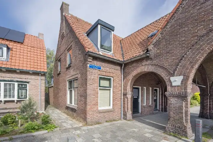 Terraced house for rent: Paulus Potterstraat 2, Vermeerkwartier-West Amersfoort