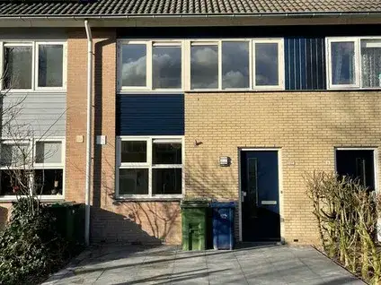 Tussenwoning te huur: Paulus Potterstraat 57, Tussen de Vaarten N.- Oost Almere