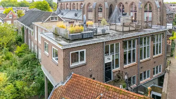Appartement te koop: Pelmolenweg 17, Springweg en omgeving Geertebuurt Utrecht
