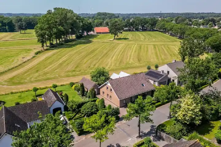 Vrijstaande woning te koop: Pennendijk 26, Ulvenhout Ulvenhout