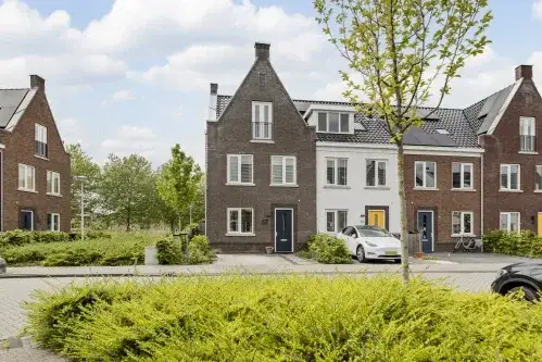Corner house for sale: Penningkruid 67, Weideveld Bodegraven