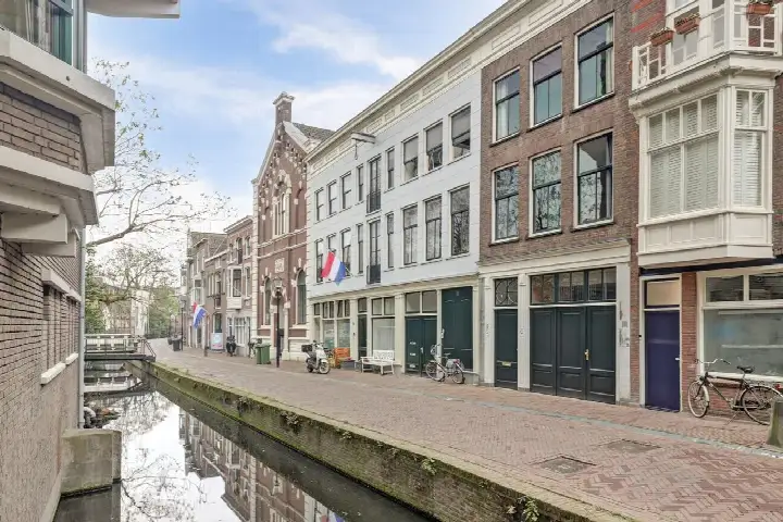 Apartment for sale: Peperstraat 16-5, Raam e.o. Gouda