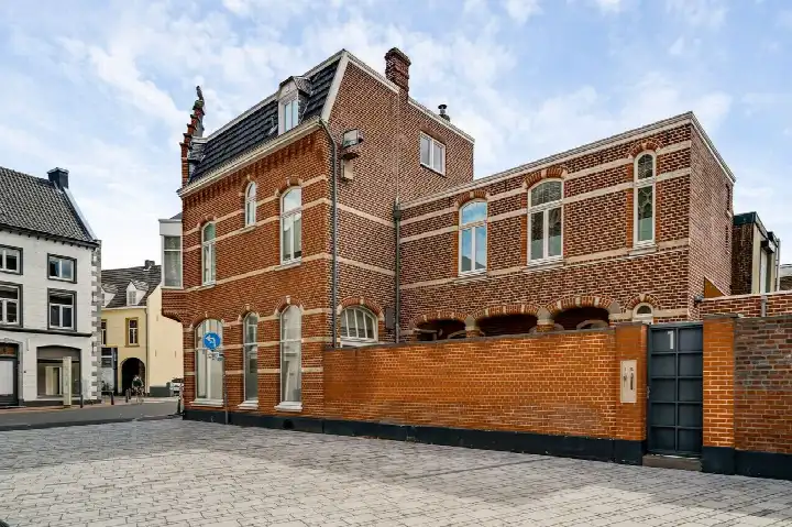 Appartement te koop: Peregrinus Vogelsstraat 1, Binnenstad Roermond