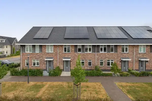 Tussenwoning te koop: Perengaard 32, Nieuw-Beijerland Woonkern Nieuw-Beijerland