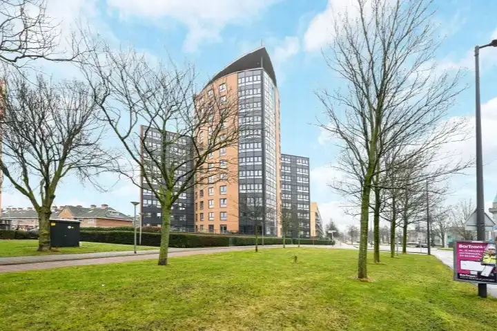 Appartement te koop: Peter van Anrooylaan 161, Componistenbuurt Maassluis