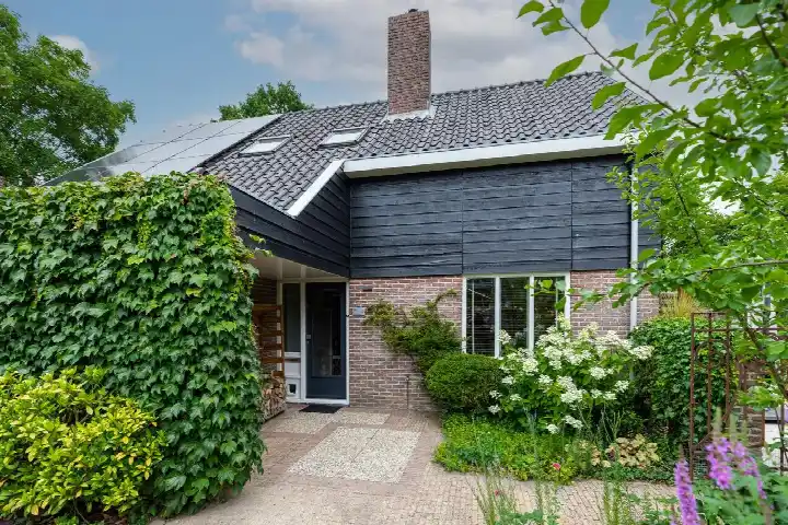 Twee-onder-één-kap te koop: Petersburg 12, Nigtevecht Dorp Nigtevecht