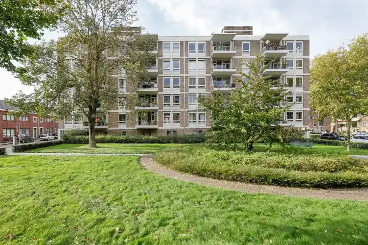 Apartment for sale: Pettelaarseweg 123, Zuid 'S-Hertogenbosch