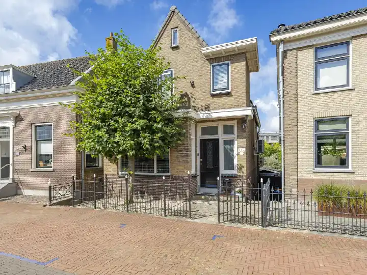 Detached house for sale: Peulenstraat 147, Centrum Hardinxveld-Giessendam